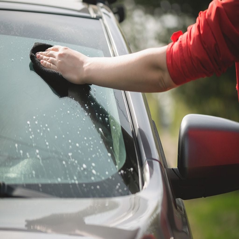 defrost a windshield