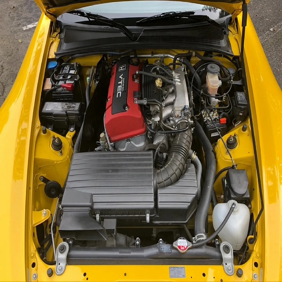 clean car engine bay